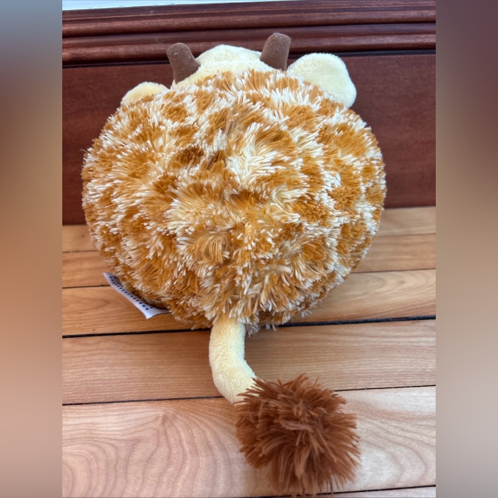 Squishable Mini Giraffe Rare 11” Clean - Picture 3 of 5